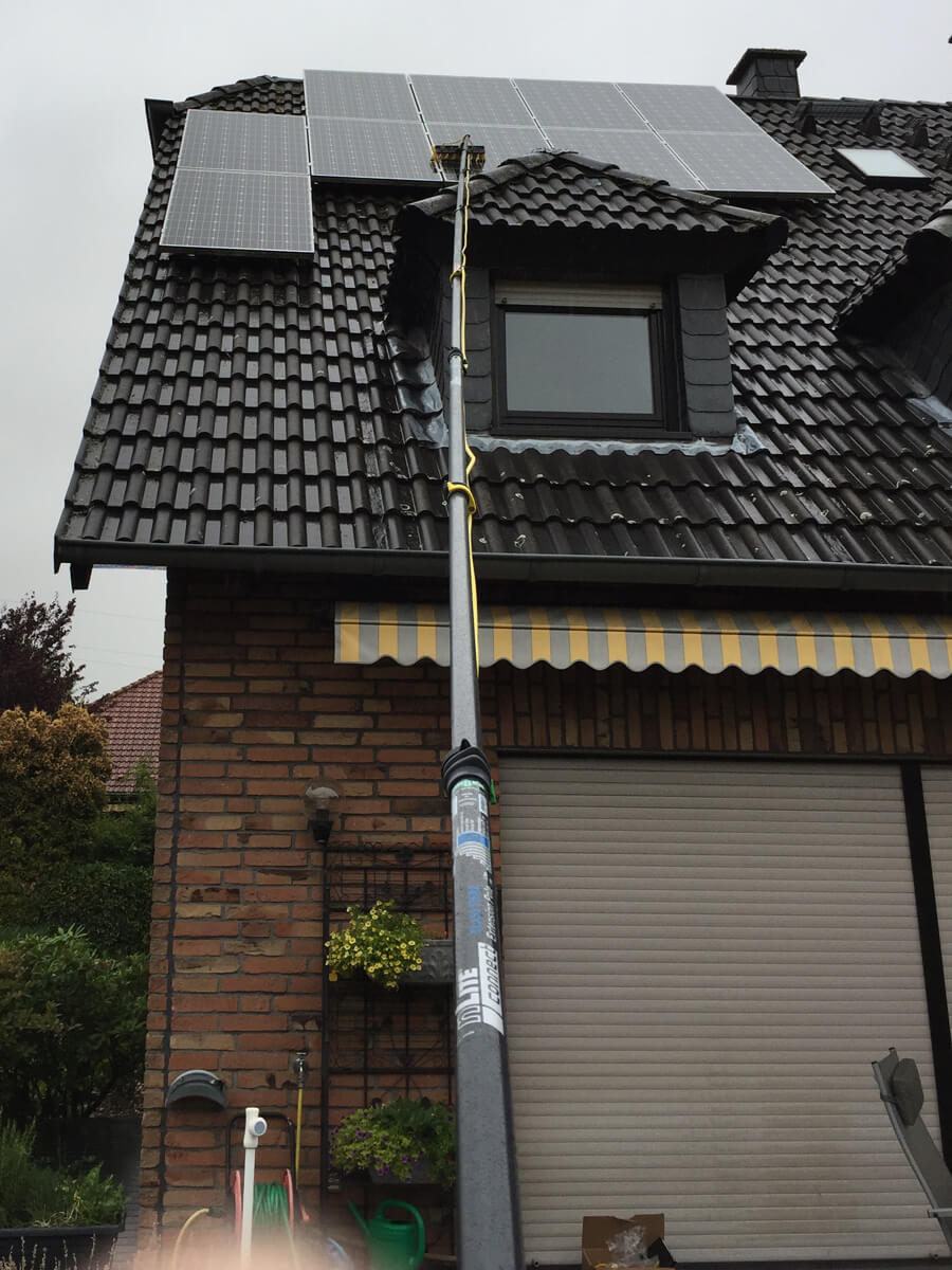 Reinigung einer Photovoltaik-Anlage