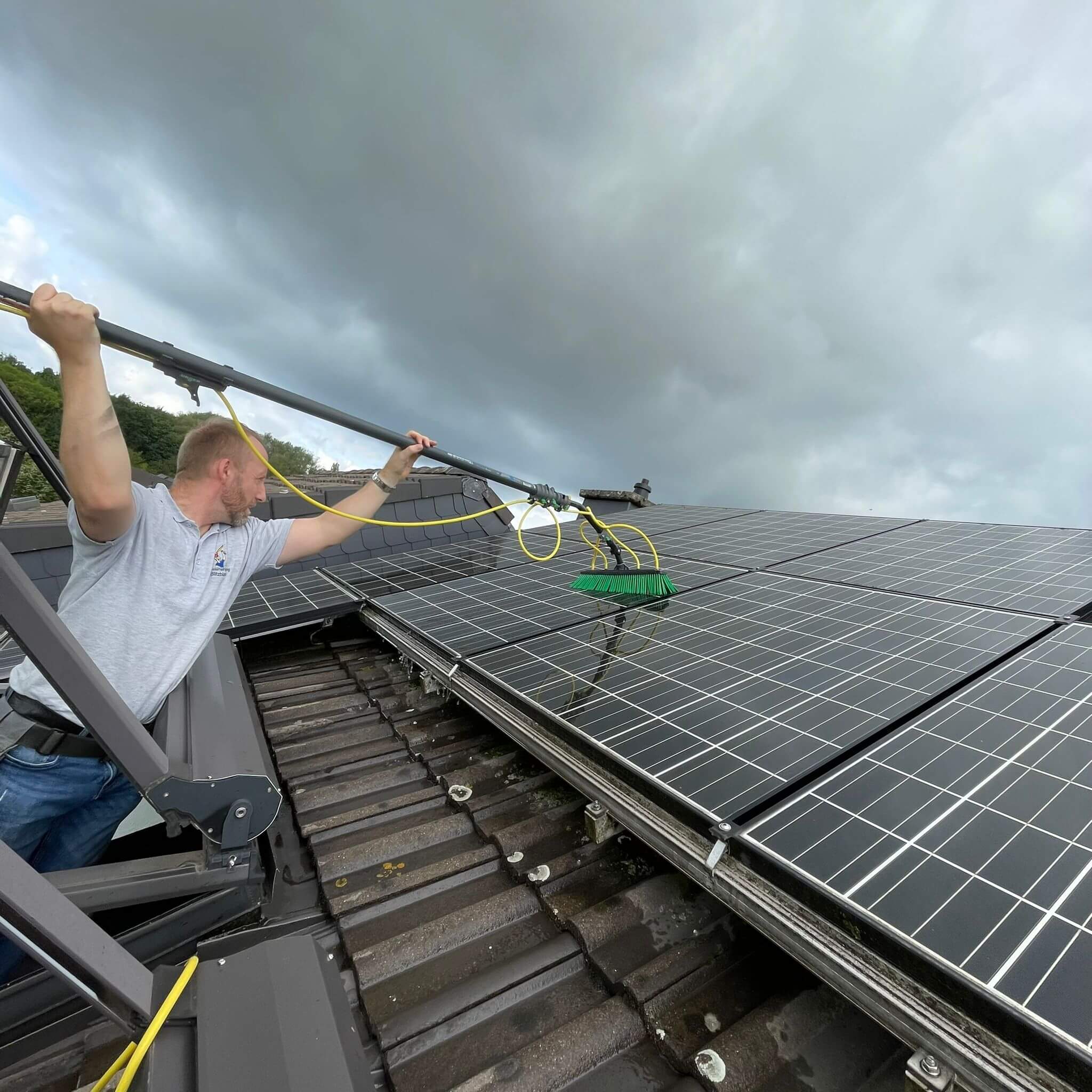 Reinigung einer Photovoltaik-Anlage